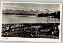 82347 W8139 Bernried , Starnberger See Foto AK mit Pfarrkirche St. Martin und Alpenpanorama Verlag Peter Triem