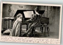 Mutter mit Tochter am Klavier Adelskorrespondenz Klavier 1900 Lithographie / Künstlerkarte