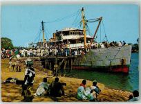 the Lady Wright at an up-river Port Hafen