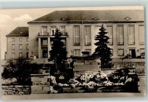 09376 O9156 Oelsnitz , Erzgeb Foto AK VVN-Denkmal mit Bergarbeiter-Clubhaus Hans Marchwitza