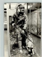 O8122 Radebeul Waldläufer Hund Museum Karl May Stiftung Indianer Foto AK