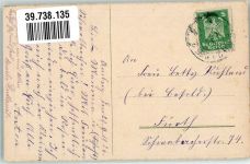 Mädchen näht den Hosenboden des Bruders wieder zusammen Nähen 1926 Gebrauchsspuren