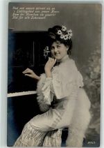 Frau Spruch Klavier