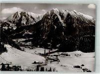 87561 W8980 Tiefenbach b Oberstdorf Winter mit Kirche St. Barbara Rubihorn und Entschenkopf
