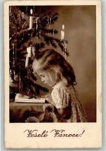 Kind am Weihnachtsbaum Vesele Vanoce Weihnachten Buch lesen 1942
