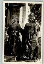 Innsbruck Bronzefiguren in der Hofkirche Grabmal Adel Österreich Foto AK