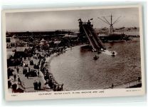 Southport 1907 - Flying Machine and Lake