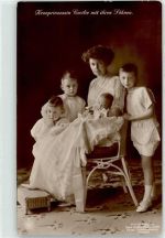 mit Kinder NPG Adel Kronprinzessin Cecilie Foto AK
