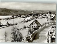 79859 W7826 Schluchsee Winter Panorama des Ortes mit der St. Nikolaus Kirche und Friedhofskapelle