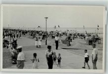 23747 W2435 Dahme , Holst Privatfoto AK Strandleben an der Ostseeküste Ort handschriftlich