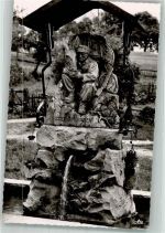 87645 W8959 Schwangau Foto AK Dorfbrunnen Kriegerdenkmal