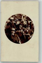 91710 W8820 Gunzenhausen am Altmühlsee Privatfoto AK Männer Hut Mütze Ort handschriftlich