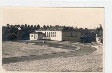 Werdau mit Landessportschule ungelaufen Gute Erhaltung.