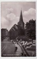 Hilden mit Mittelstraße und Markt. Karte beschrieben. Leichter Bug oben in der Mitte, kleines Loch oben in der Mitte vom Reißnagel, leichter Stempeldurchdruck, sonst gut erhalten