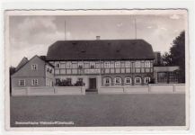 Wehrsdorf mit Gasthaus Lusatia gelaufen von 1940. Leichter Stempeldurchdruck, kleine Abschürfungen Vorderseite oben rechts, sonst gut erhalten.
