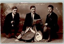 Wandervögel Lauten Atelierfoto AK Naturfreunde 1925 Privatfoto AK
