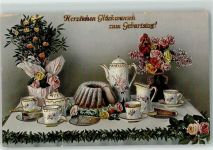 Geburtstag Kaffeeservice Kuchen Rosen Golddruck gedeckter Tisch
