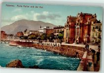 90100 Palermo Gebrauchsspuren Porta Felice und der Kai