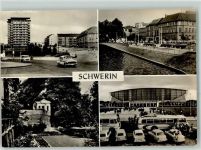 19053 Schwerin , Meckl Foto AK Auto Oldtimer Omnibus Werner Seelenbinder Straße Thälmannstrasse Burggarten Sport- und Kongeßhalle