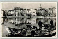 13500 Martigues - le Quai de Ferrieres vu de l`Ile Fischerboot