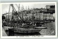 29770 Audierne - le Port a maree haute Fischerboot