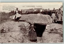 56740 Locmariaquer - un Dolmen Tracht