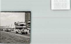 68766 W6832 Hockenheim FOTO KEINE AK Startaufstellung auf dem Hockenheimring vor dem Dunlop-Turm Foto Orginal aus Archiv eines Ansichtskartenverlags Ort handschriftlich