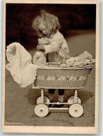 Nr. 4770 Mädchen mit Puppe und Puppenwagen Primus 1935 Gebrauchsspuren