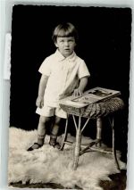 Kind Mädchen Buch lesen Privatfoto AK