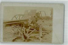 Ein völlig zerstörtes Geschütz Privatfoto AK Artillerie WK I Gebrauchsspuren