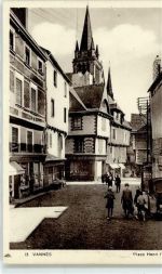 56000 Vannes - Place Henri