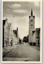93333 W8425 Neustadt a.d.Donau Foto AK Herzog-Ludwig-Straße mit Pfarrkirche St. Laurentius