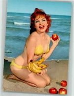 Frau Obst Bademode