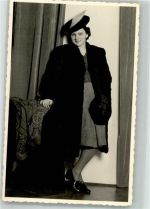 Frau Pelzmode Privatfoto AK