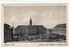 Herne mit Amtsgericht, Rathaus und Polizeiamt gelaufen, mit Marke und Stempel von 1937. Leichter Stempeldurchdruck, kleiner Knick unten rechts und links, sonst gut erhalten