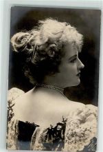 Frauenschönheit Haarmode NPG 1900