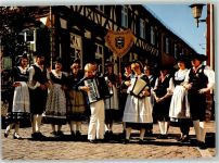 W3554 Gladenbach Trachtengruppe Akkordeon Volkstanz Foto AK