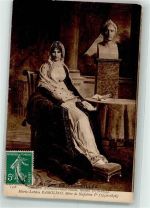 Versailles sign. Pascal-Simon, Francois Die Mutter Marie-Lätitia Ramolino neben einer Büste ihres Sohnes des Kaisers Napoleon Künstlerkarte