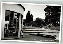65307 W6208 Bad Schwalbach Foto AK Am Weinbrunnen