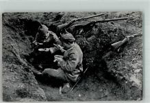 Zwei Landser beim Mahl während einer Gefechtspause Feldpost Bayer. 1. Res.-Div. Schützengraben WK I 1916
