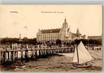 Kolberg Kolobrzeg 1909 Foto AK Hotel Strandschloo Seesteg Segelboot