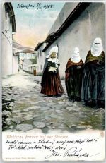 Sarajevo Sarajewo Gebrauchsspuren Türkische Frauen auf der Straße