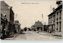 80110 Moreuil - Rue de la Gare