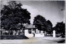 79400 Saint-Maixent-l'Ecole - Entree du Quartier Coiffe