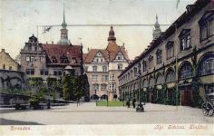 01067 O8000 Dresden - Dresden (o-8000) Leporello Königliches Schloss, Stallhof II (fleckig VS)