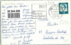 83242 W8216 Reit im Winkl 1965 Foto AK Dorfplatz Denkmal