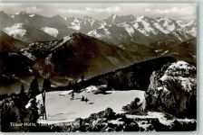 Tölzer Hütte Winter Berghütte mit Alpenpanorama