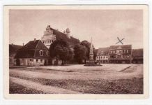 Bad Schmiedeberg mit Markt und Rathaus ungelaufen An den Ecke n kleine Knicke, leicht fleckig, sonst gut erhalten.