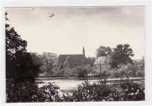 Hermannsburg. Peter - Paul - Kirche. Die Karte wurde1950 beschrieben und vermutlich im Umschlag verschickt kleiner Knick auf der rechten Seite in der Mitte, leicht fleckig, sonst gut erhalten