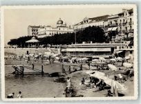 83700 Saint-Raphael - la Plage et les Hotels